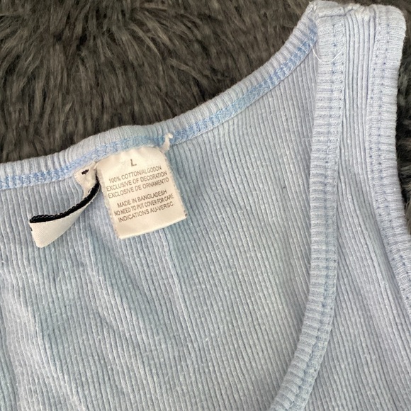 Baby blue ribbed tank top - Picture 9 of 16